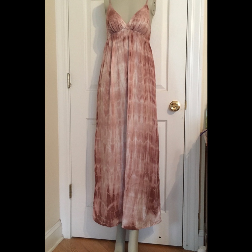 Solemio rose and white tie dye Maxi dress No tag Small see measurements